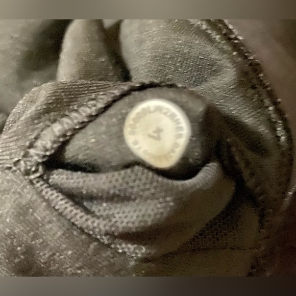 Lululemon bras - Picture 5 of 5